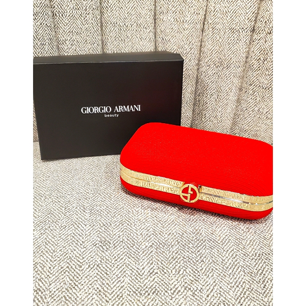 GIORGIO ARMANI